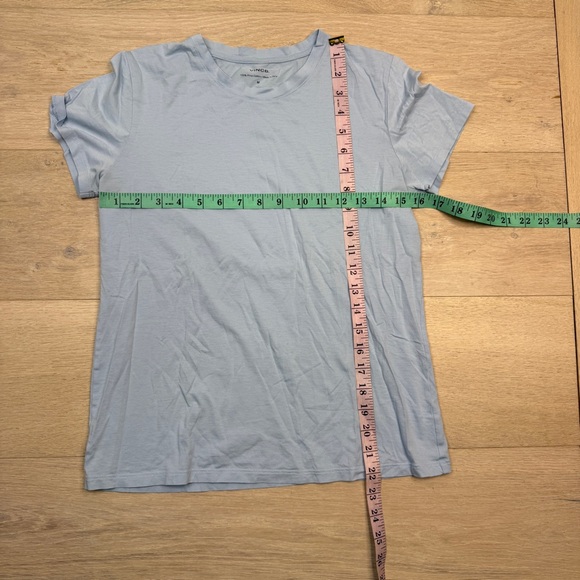 Vince Light Blue Women's T-Shirt - Picture 9 of 9